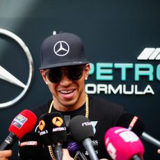 Lewis Hamilton llega líder del Mundial al GP de España 2015