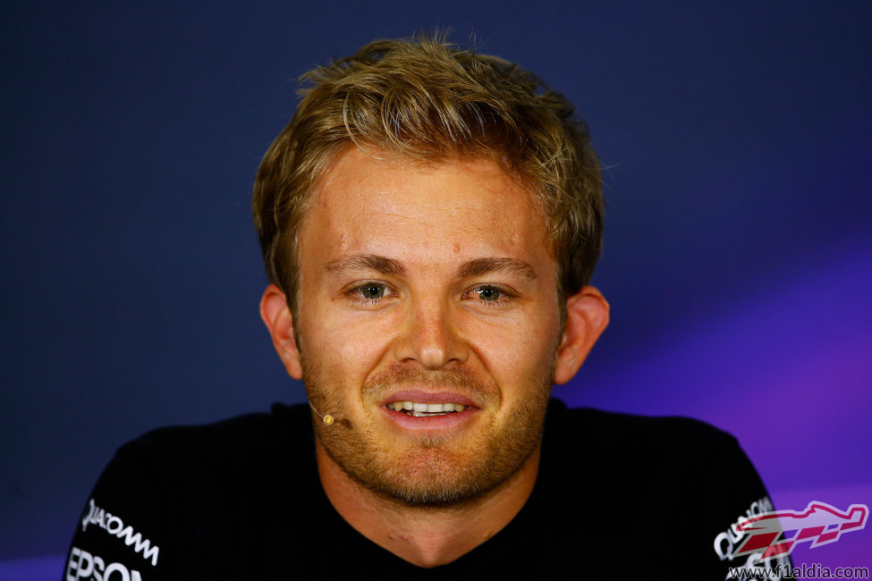 Nico Rosberg quiere empezar a recortar puntos en el GP de España 2015