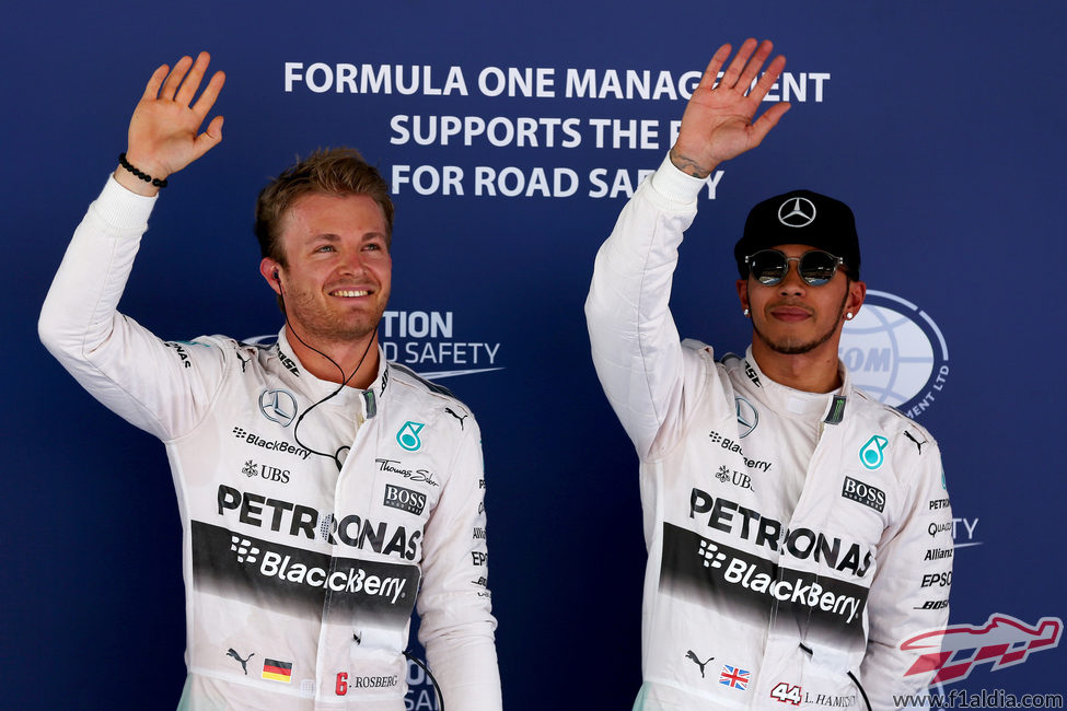 Rosberg y Hamilton firman una nueva primera fila para Mercedes