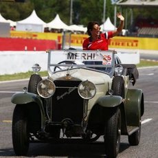 Roberto Merhi en el drivers parade de su GP de casa