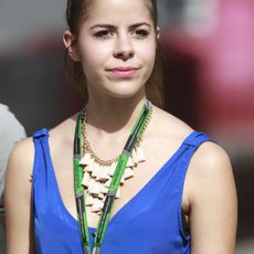 Gabriela Tarkanyi acude a la Fórmula 1