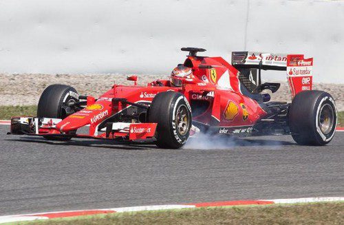 Rafaelle Marcielo debuta a los mandos del Ferrari