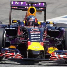 Daniil Kvyat probando nuevos elementos aerodinámicos