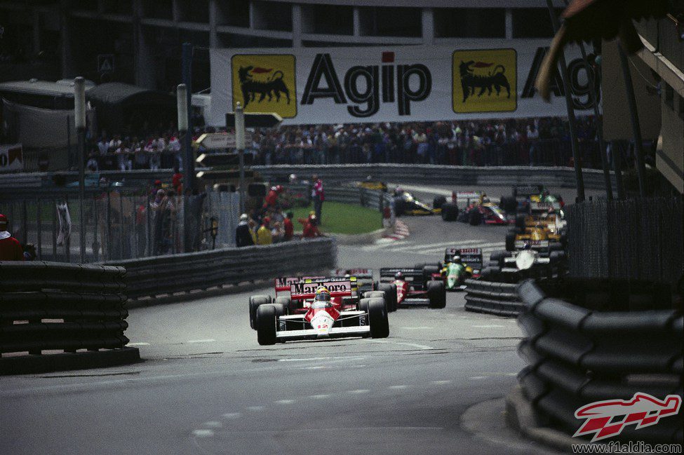 1988: Senna comanda el grupo