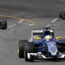 Marcus Ericsson rueda en los libres