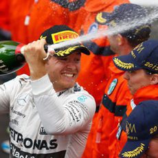 Nico Rosberg consigue su tercera victoria consecutiva en Mónaco