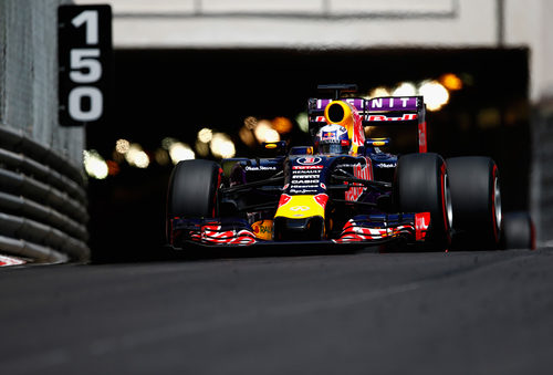 Daniel Ricciardo sale del túnel de Mónaco