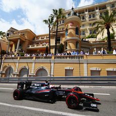 Jenson Button termina con 4 puntos