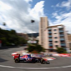 Carlos Sainz ha comenzado la carrera desde el pitlane