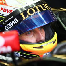 Romain Grosjean concentrado antes de salir a la pista