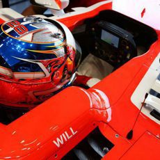 Will Stevens en el cockpit de su coche