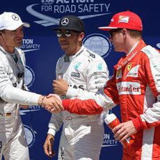Felicitaciones entre Hamilton, Rosberg y Räikkönen