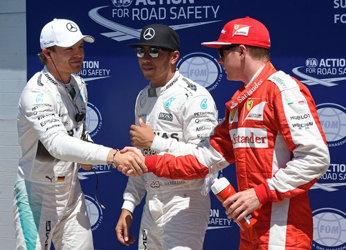 Felicitaciones entre Hamilton, Rosberg y Räikkönen