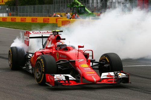 Trompo de Kimi Räikkönen en la carrera de Montreal