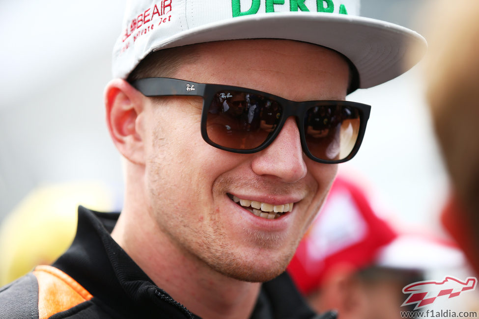 Nico Hülkenberg está sonriente antes de disputar el GP de Canadá 2015