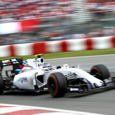 Valtteri Bottas con un fuerte ritmo durante la carrera