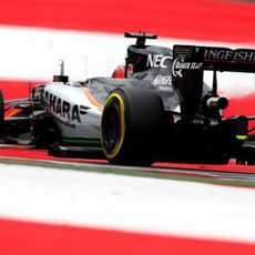 Nico Hülkenberg prueba sensaciones con los blandos