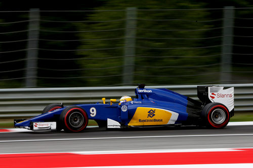 Marcus Ericsson rueda con neumáticos superblandos