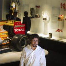 Fernando Alonso en su museo