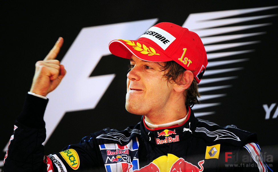 Vettel acaba primero en Abu Dhabi