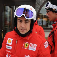 Fernando Alonso con cara de frío