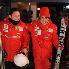 Alonso y Fisichella riéndose a carcajadas