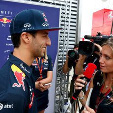 Daniel Ricciardo espera progresar en Gran Bretaña