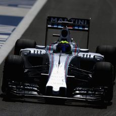 Felipe Massa termino 10º tanto en la FP1 como en la FP2