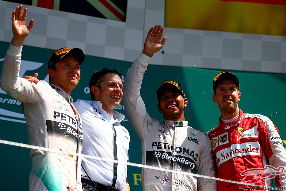 Lewis Hamilton, Nico Rosberg y Sebastian Vettel en el podio