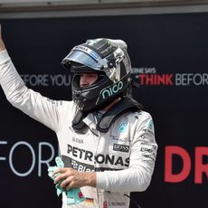 Nico Rosberg se quedó lejos de su compañero