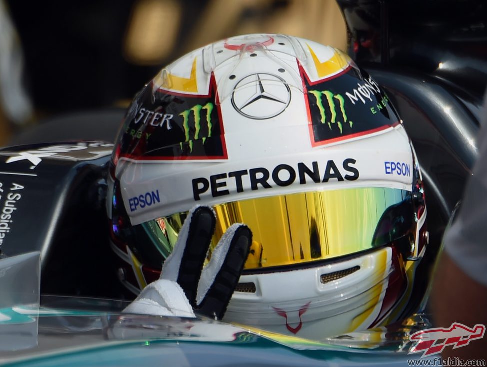 Lewis Hamilton se lleva la pole en Hungría