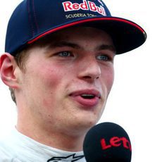Max Verstappen superó a Carlos Sainz en clasificación