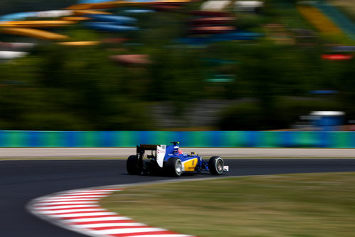 Felipe Nasr cae en la Q1 en Hungría