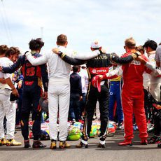 Los pilotos rinden homenaje a Jules Bianchi