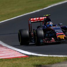 Carlos Sainz suma su tercer abandono consecutivo