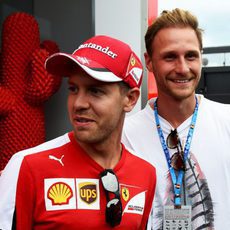 Sebastian Vettel recibe la visita de Benedikt Howedes