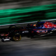 Carlos Sainz exprime su STR10 en el trazado de Spa