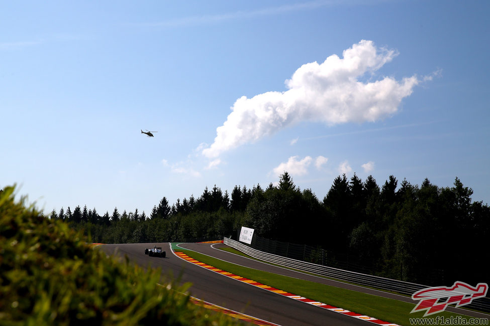 Sergio Pérez no pudo con Hülkenberg en los libres del viernes