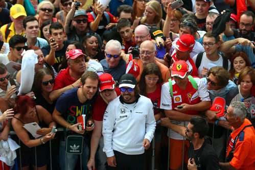 Cariño para Fernando Alonso