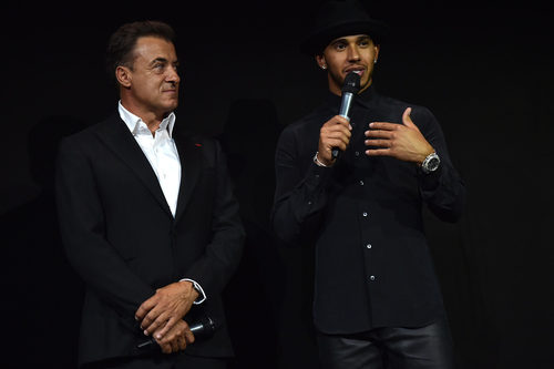 Jean Alesi y Lewis Hamilton en un evento