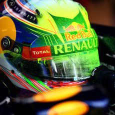 Parafina en el casco de Daniel Ricciardo