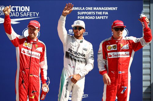 Lewis Hamilton, Kimi Räikkönen y Sebastian Vettel vuelan en Monza