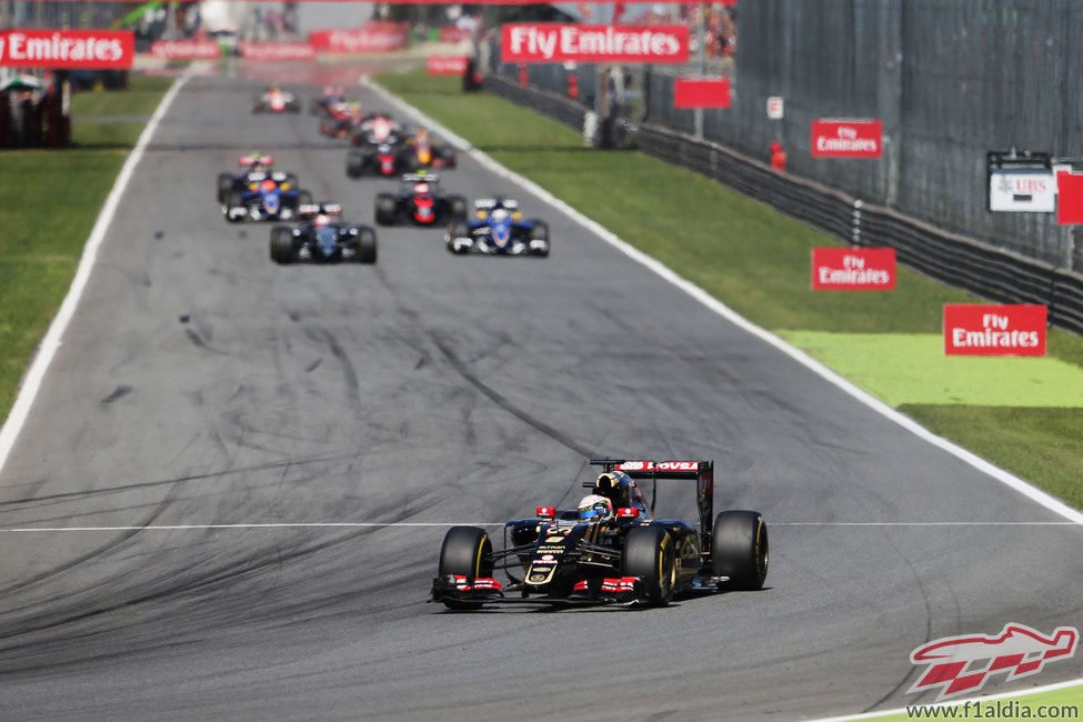 Romain Grosjean tuvo que abandonar en el GP de Italia 2015