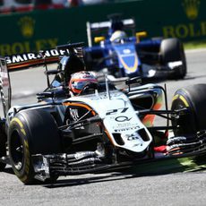 Nico Hülkenberg se defiende de Ericsson