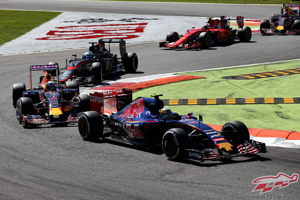 Carlos Sainz mantiene un buen ritmo de carrera