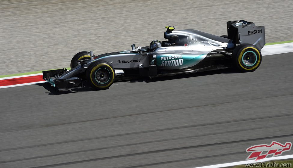 Nico Rosberg firmó su primer abandono de la temporada