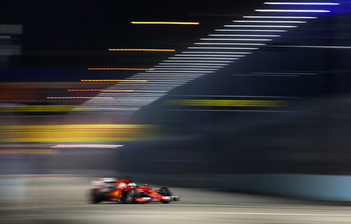 Sebastian Vettel se mantiene