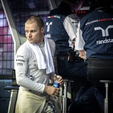 Valtteri Bottas en el muro de Williams