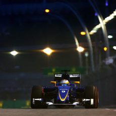 Marcus Ericsson comenzará la carrera desde la parte de atrás