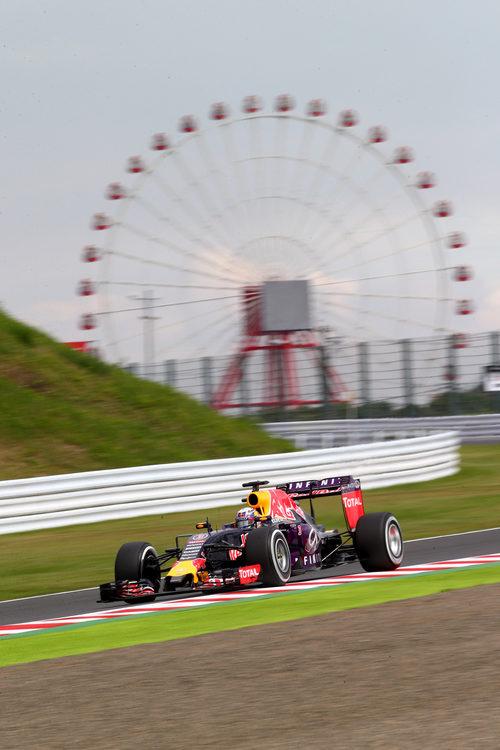 Daniel Ricciardo clasificó en séptima posición